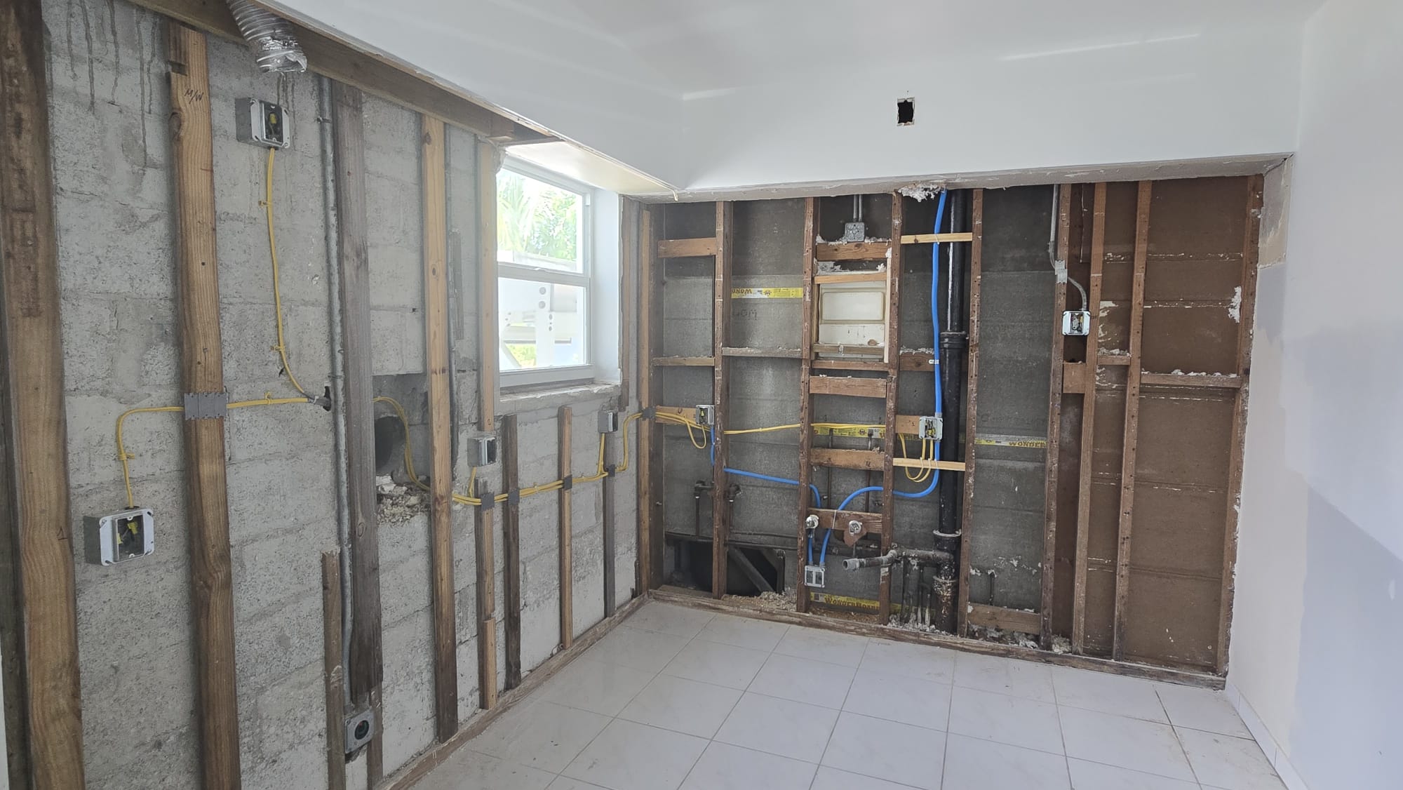 Demolición de cocina e instalación eléctrica - 4